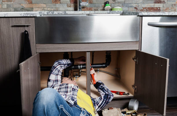 Best Clogged Drain Plumber  in St Clair, PA